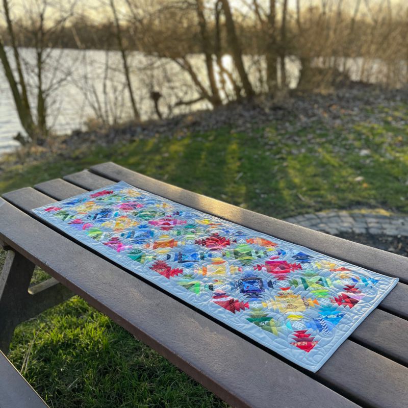 Happy Scrappy Pineapple Quilt am See in Wölfersheim